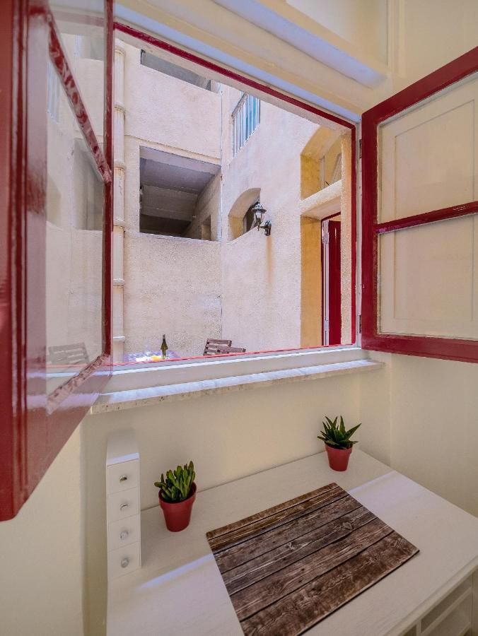 Valletta Main Street Apartment Exterior foto